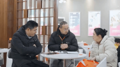 <b>每一位业从供给最专业的家拆办事</b>